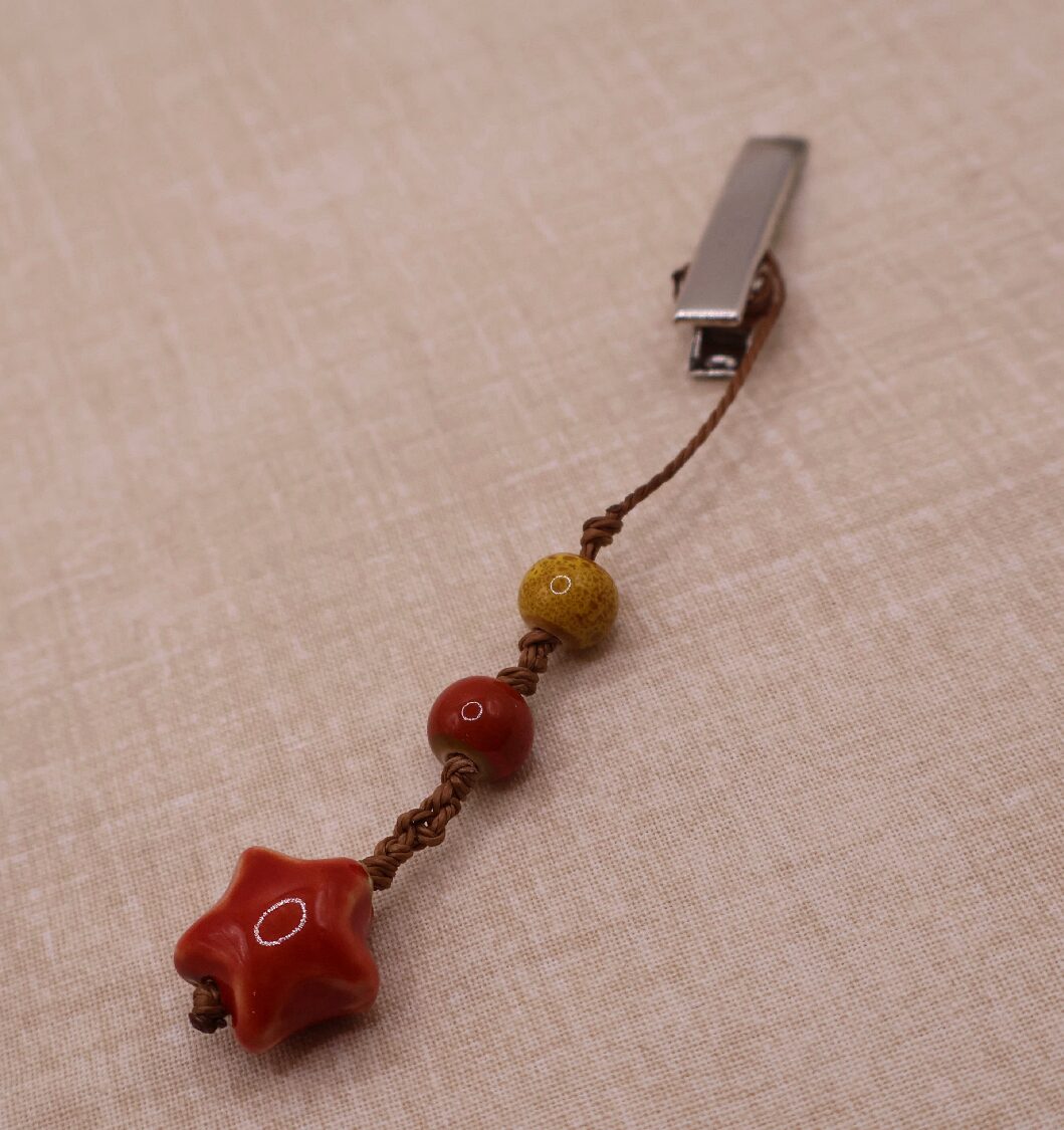Red RY Hairclip